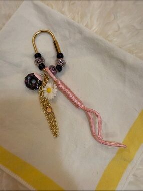 Pink Tassel Daisy & Donut Charm Keychain with Gold Chain bag charm